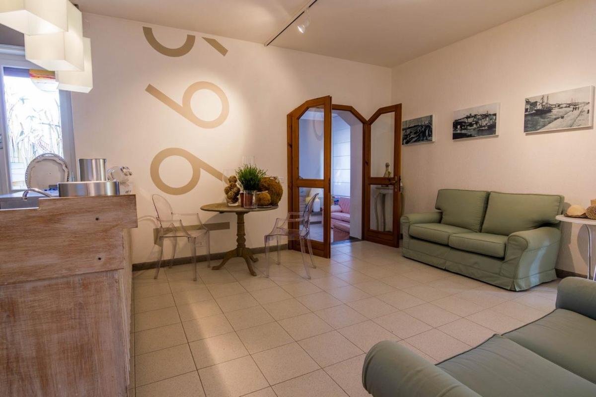 Hotel Mirella Castiglione della Pescaia Exterior foto